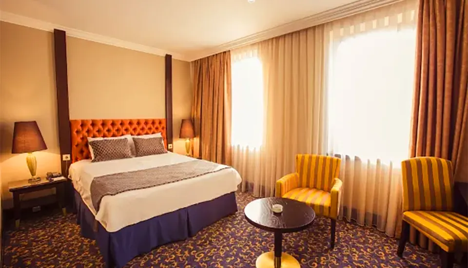 هتل اینتوریست پالاس باتومی